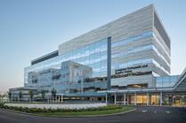 Exterior photo of the LOSC building on Nationwide Children's Main Campus